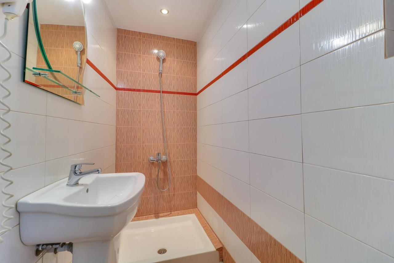 Hoteleros Dionysos Athens Atene Esterno foto