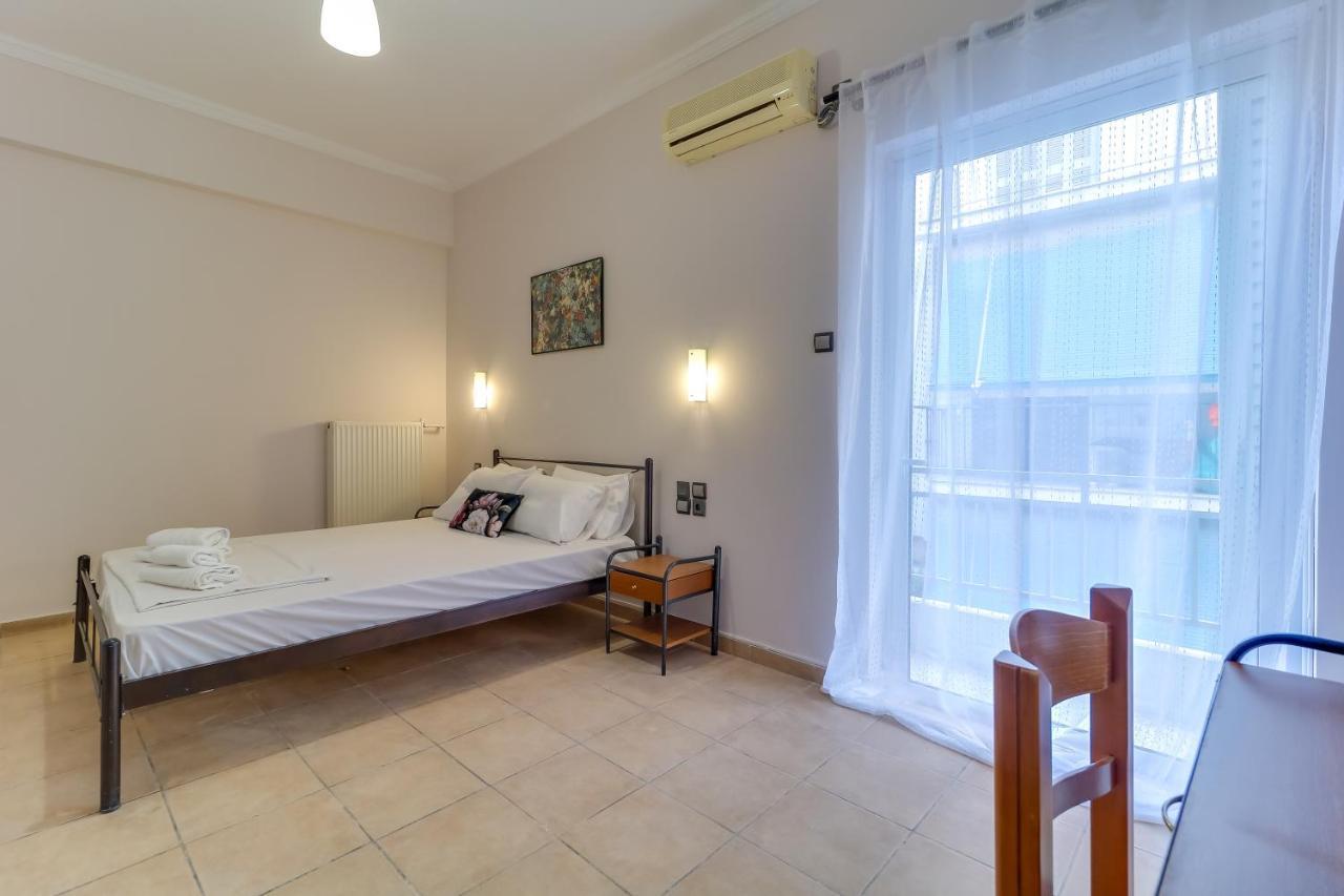 Hoteleros Dionysos Athens Atene Esterno foto