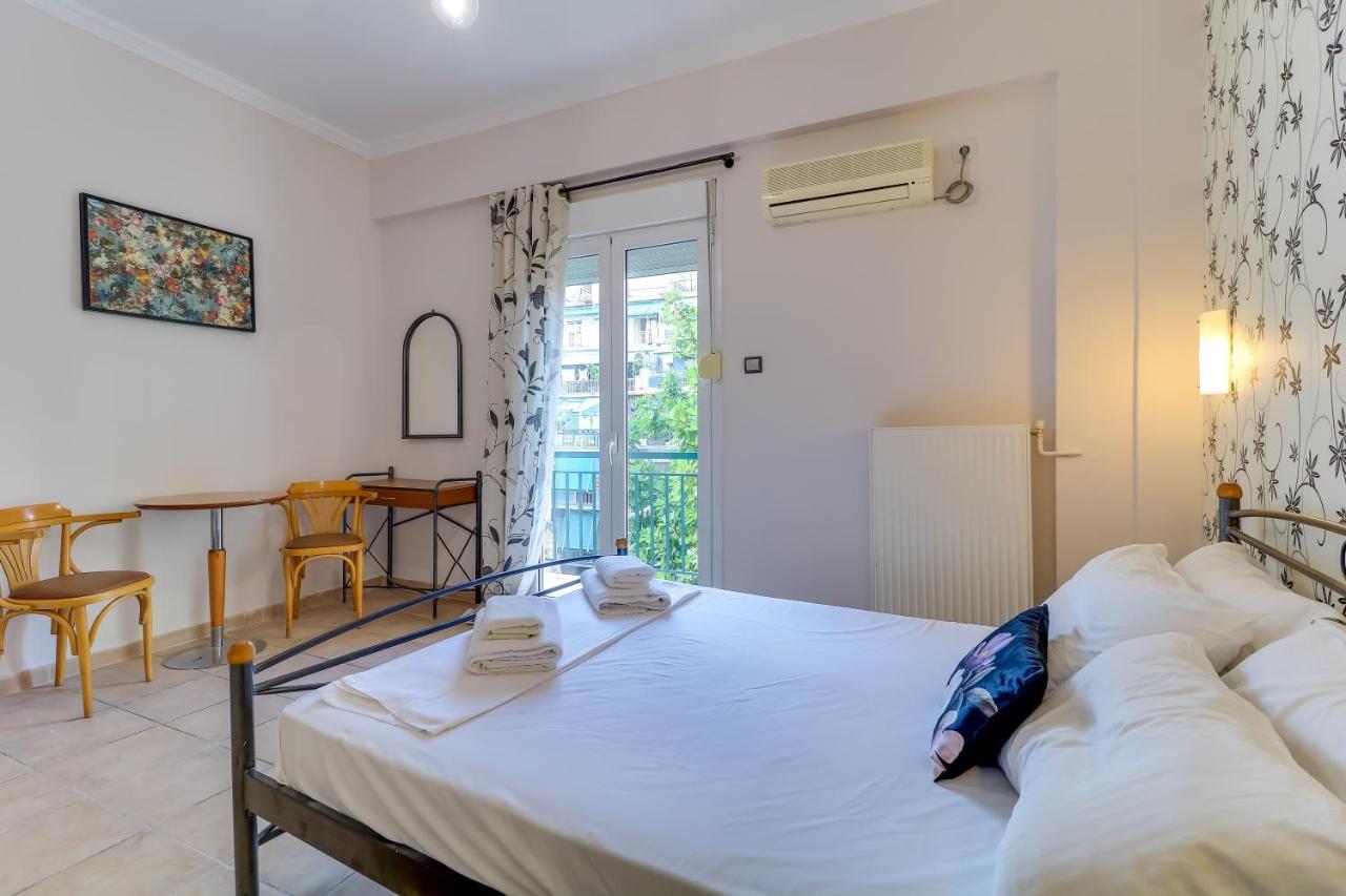 Hoteleros Dionysos Athens Atene Esterno foto