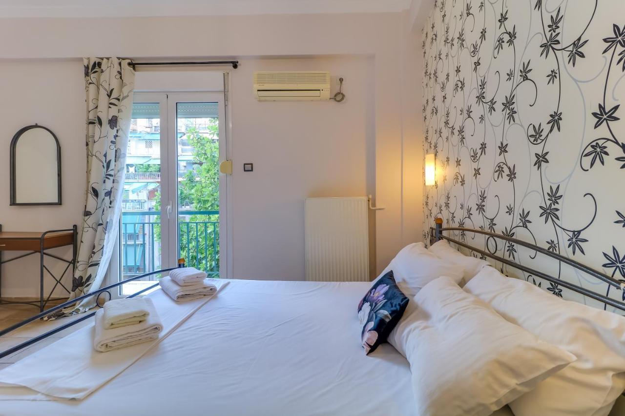 Hoteleros Dionysos Athens Atene Esterno foto