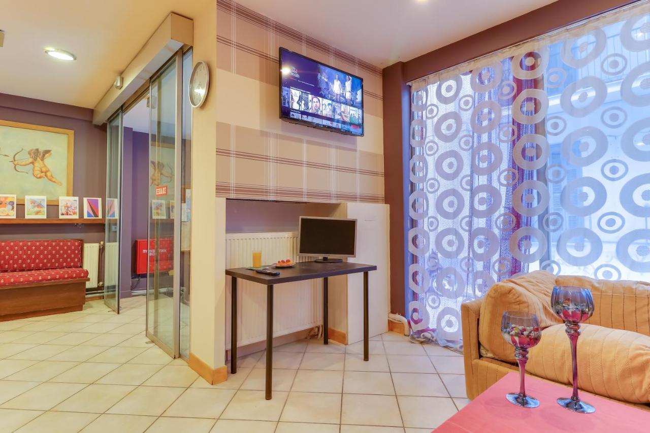 Hoteleros Dionysos Athens Atene Esterno foto