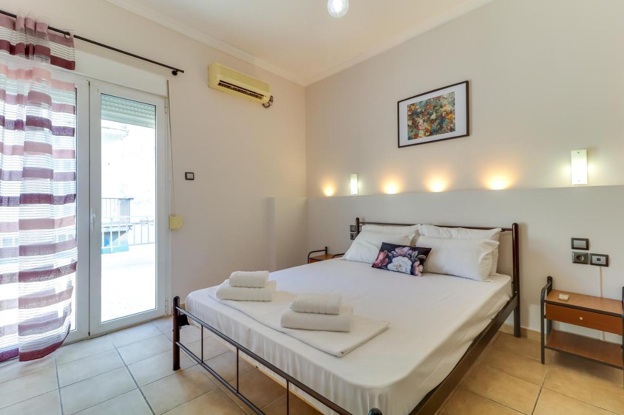 Hoteleros Dionysos Athens Atene Esterno foto