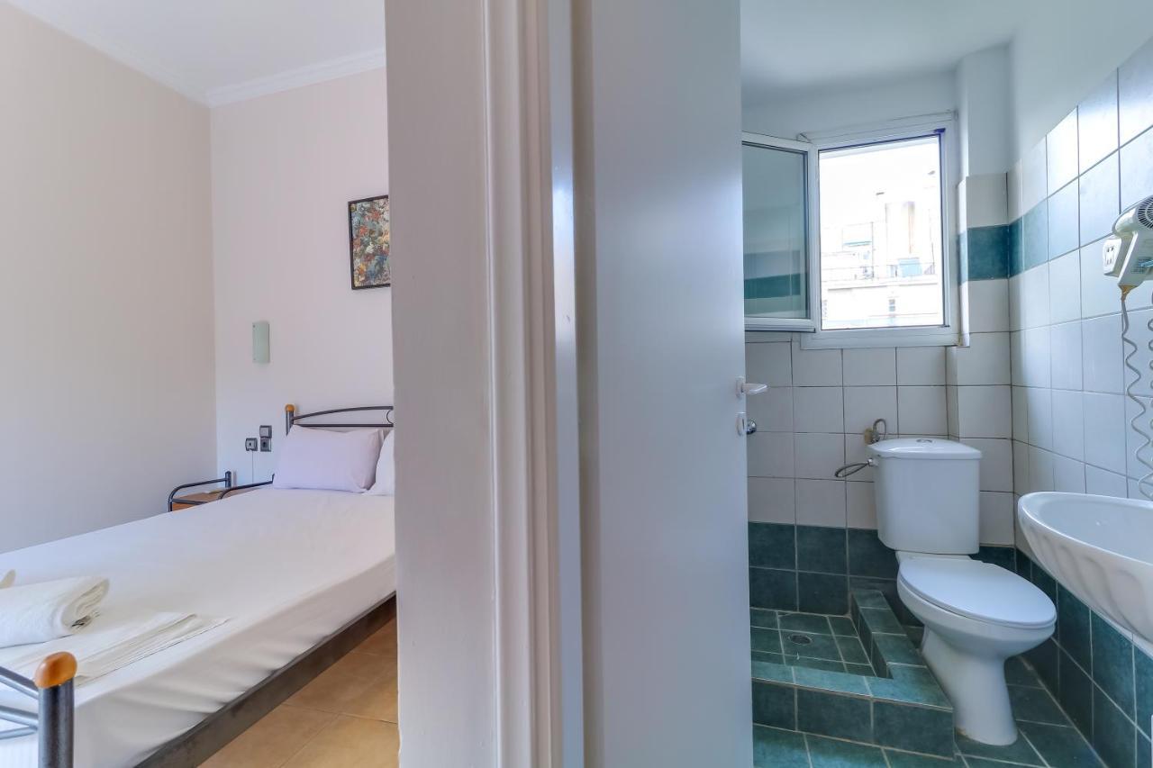 Hoteleros Dionysos Athens Atene Esterno foto